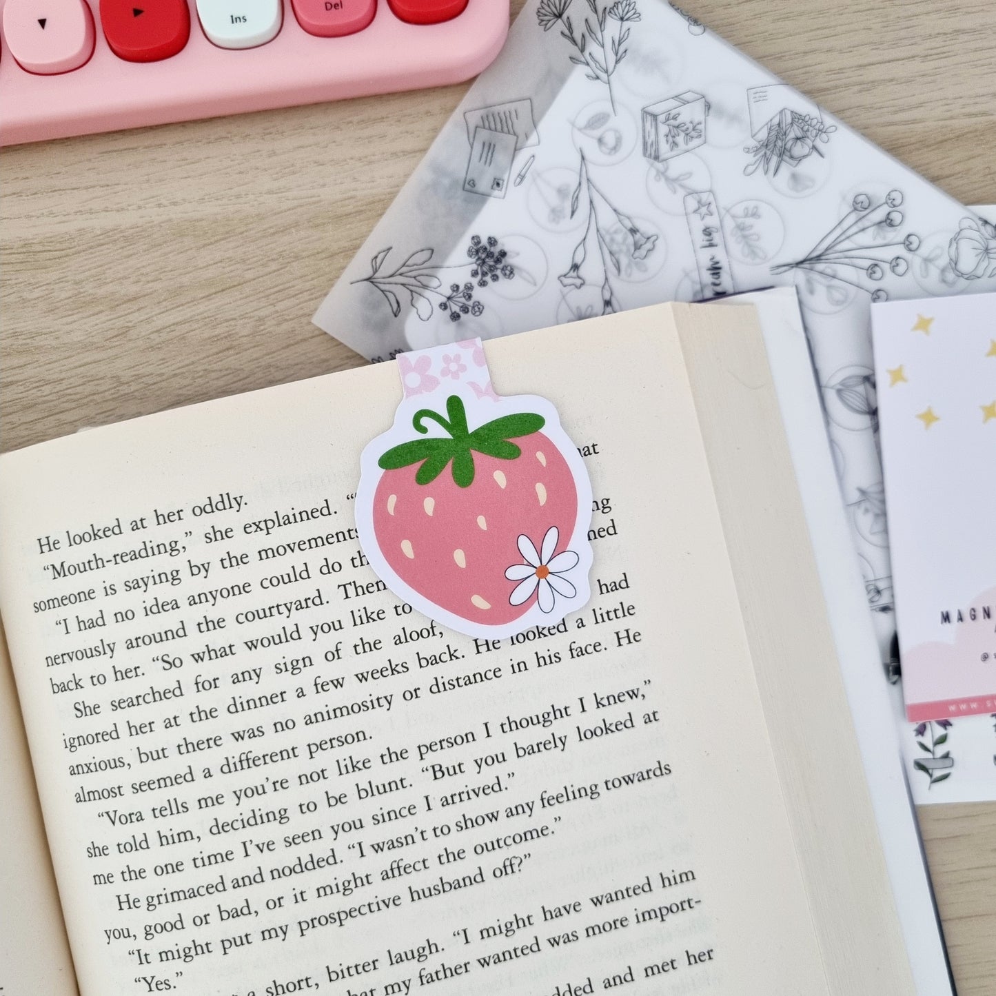 Magnetic Bookmark - Strawberry Flower - Swallow Wind Art