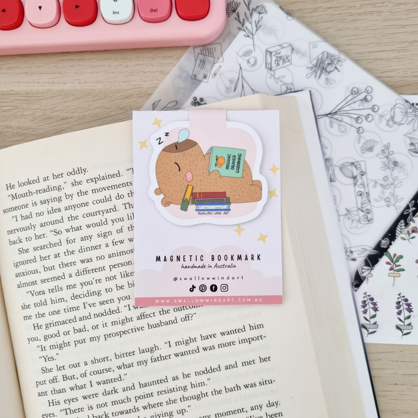 Magnetic Bookmark - Capybara's Cozy Corner