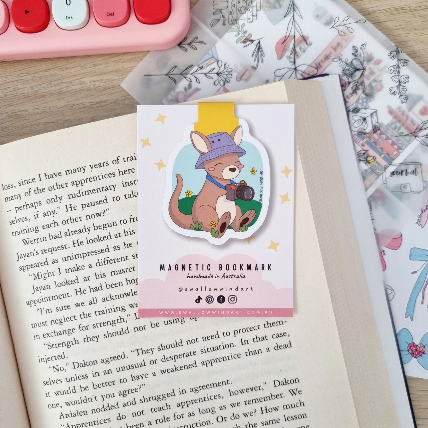 Magnetic Bookmark - Flash the Kangaroo - Swallow Wind Art